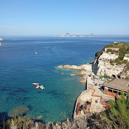 Da Lucia - Alloggio Turistico Santa Maria Ponza Exterior photo